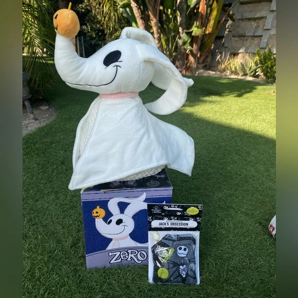 Scentsy Nightmare Before Christmas Zero Buddy - Picture 4 of 8